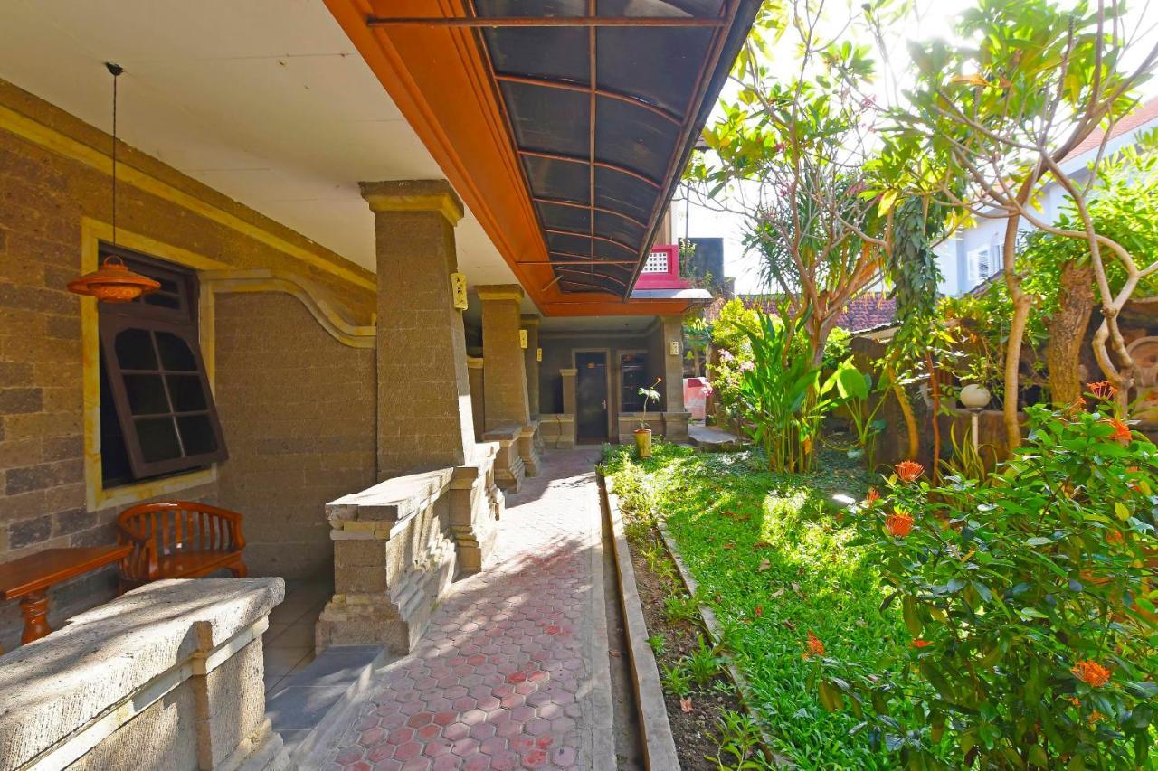 Oyo 3244 Grand Chandra Hotel Denpasar Exterior foto