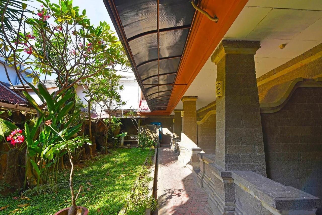 Oyo 3244 Grand Chandra Hotel Denpasar Exterior foto