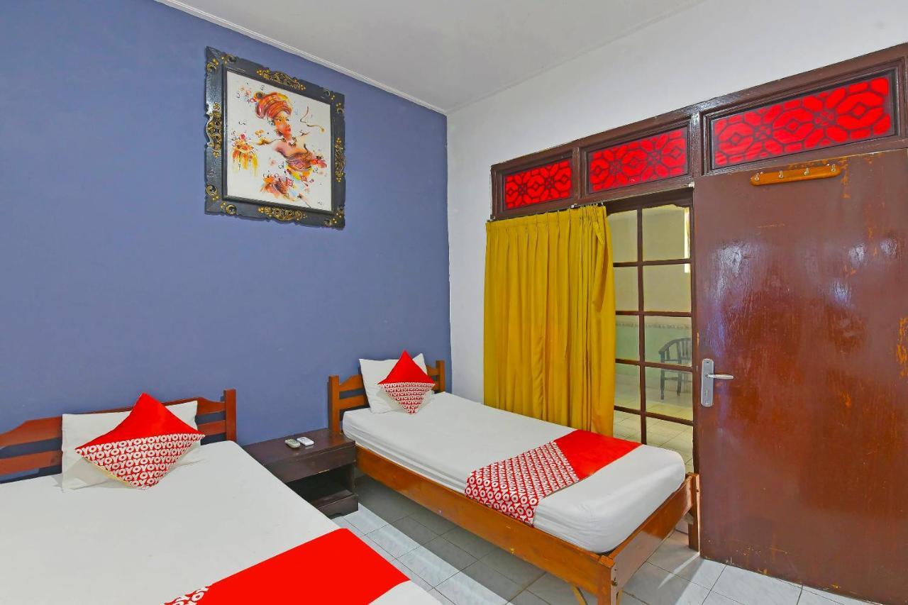 Oyo 3244 Grand Chandra Hotel Denpasar Exterior foto